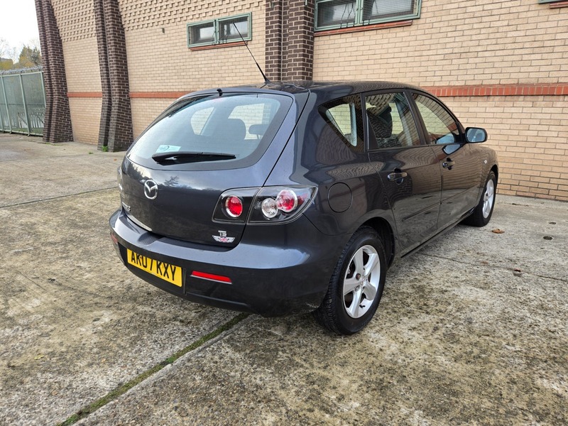 Used Mazda Mazda3 2007 for sale - 76611428: Photo 4