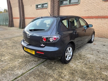 Used Mazda Mazda3 2007 for sale - 76611428: Photo