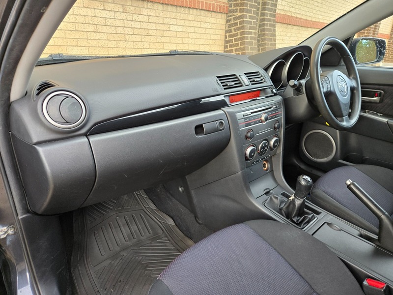 Used Mazda Mazda3 2007 for sale - 76611428: Photo 7