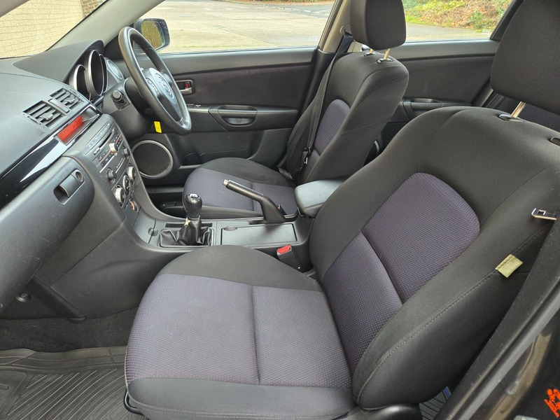 Used Mazda Mazda3 2007 for sale - 76611428: Photo 8