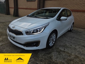 Used Kia Ceed 2018 for sale - 76884585: Photo