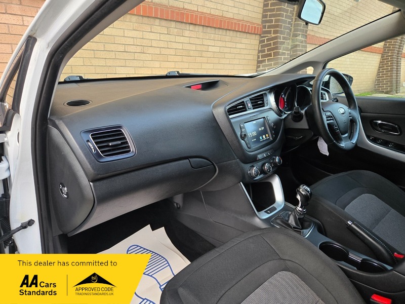 Used Kia Ceed 2018 for sale - 76884585: Photo 8