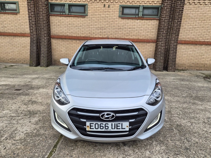 Used Hyundai i30 2016 for sale - 77749363: Photo 2