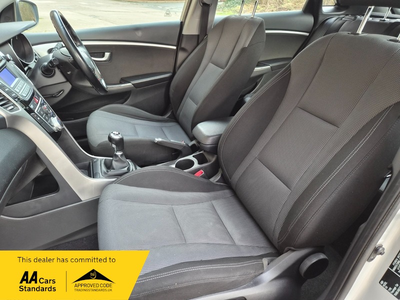 Used Hyundai i30 2016 for sale - 77749363: Photo 9