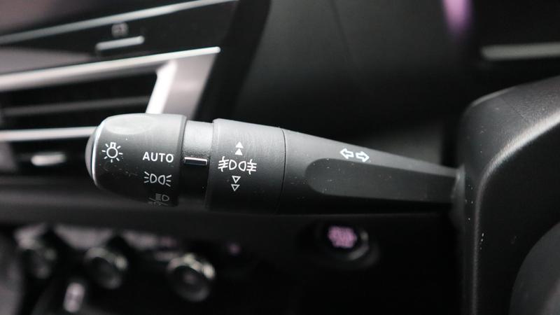 Used Citroen e-C4 2023 for sale - 77915630: Photo 14