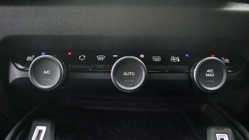 Used Citroen e-C4 2023 for sale - 77915630: Photo 29