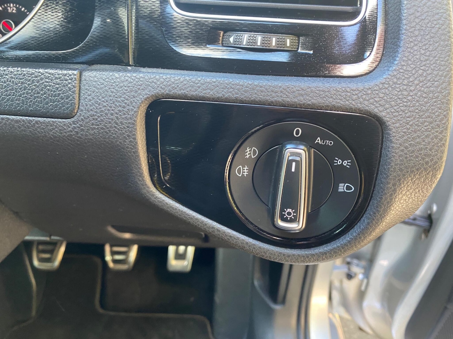 Used Volkswagen Golf 2014 for sale - 76807062: Photo 15