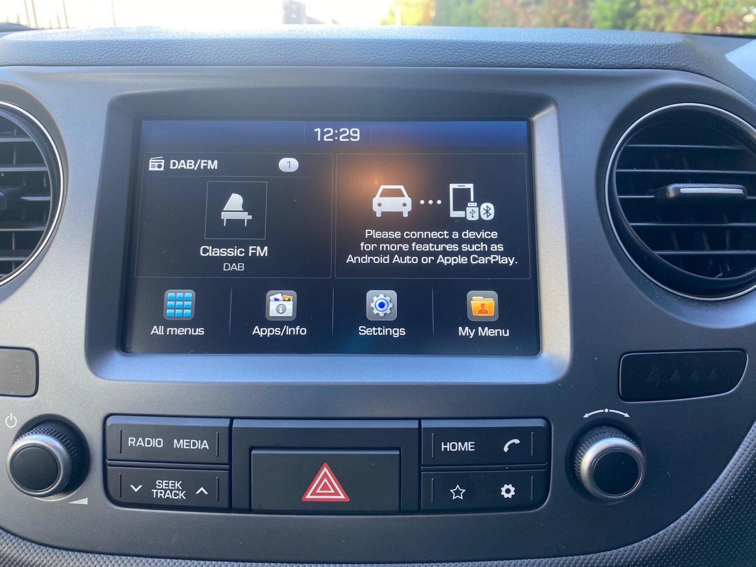 Used Hyundai i10 2019 for sale - 76918500: Photo 15