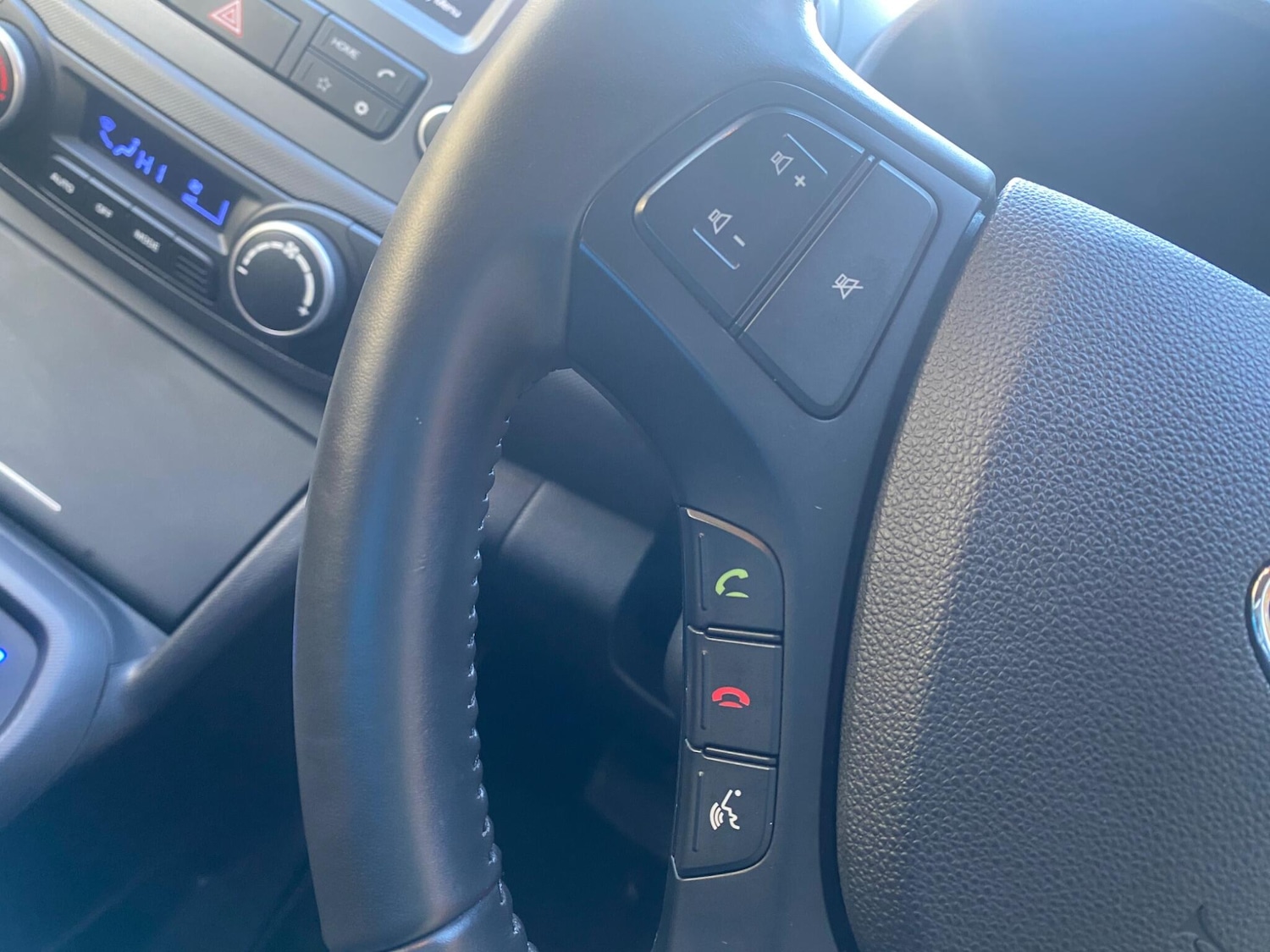 Used Hyundai i10 2019 for sale - 76918500: Photo 18