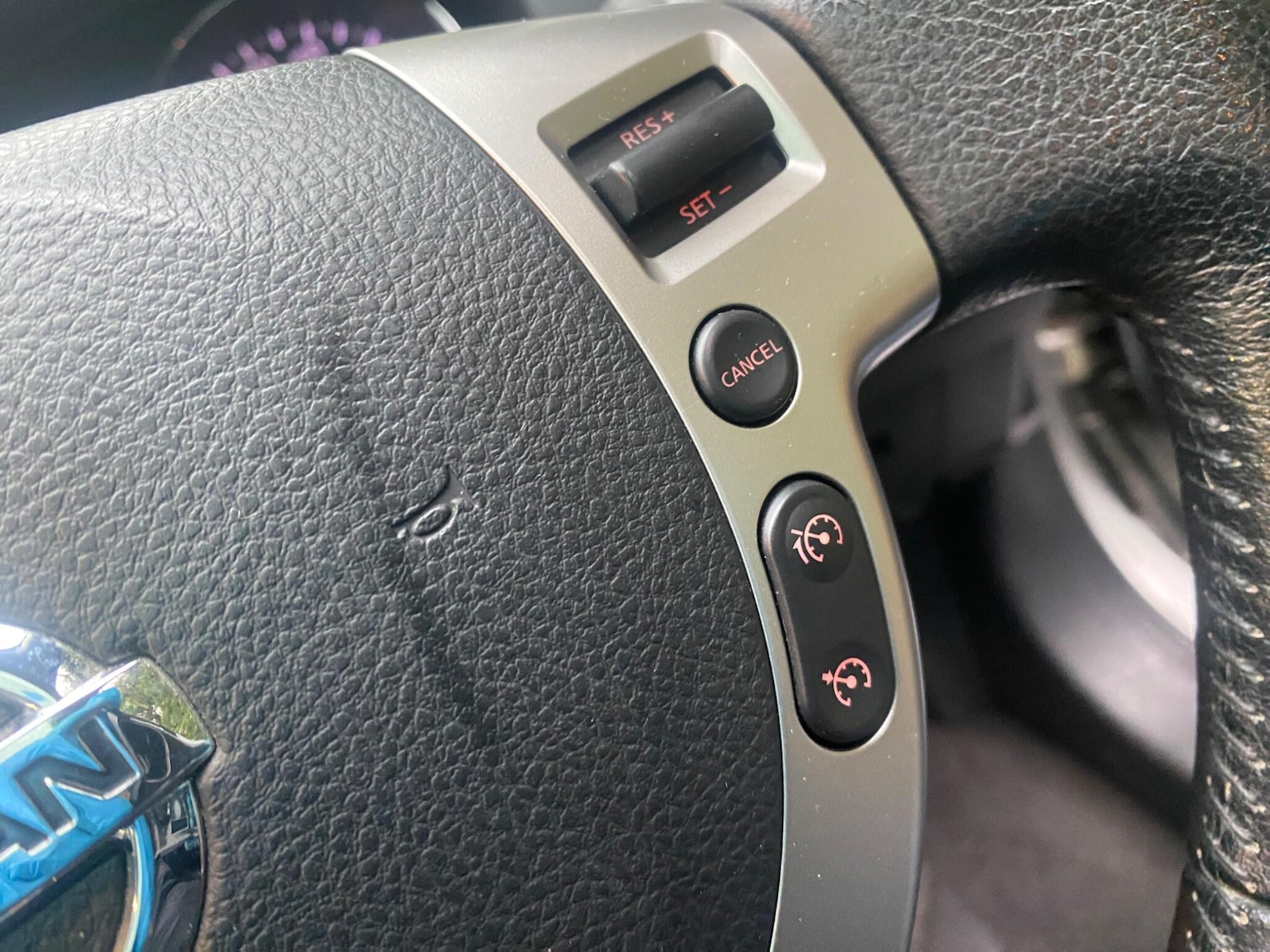 Used Nissan Qashqai 2011 for sale - 77066484: Photo 21