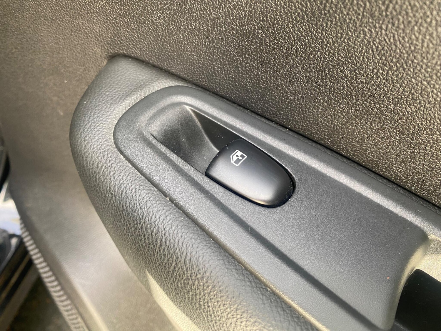 Used Renault Kadjar 2015 for sale - 77993529: Photo 15