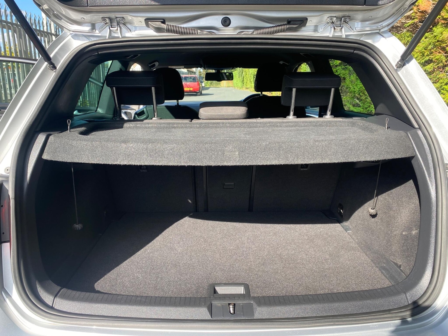 Used Volkswagen Golf 2014 for sale - 77049845: Photo 10