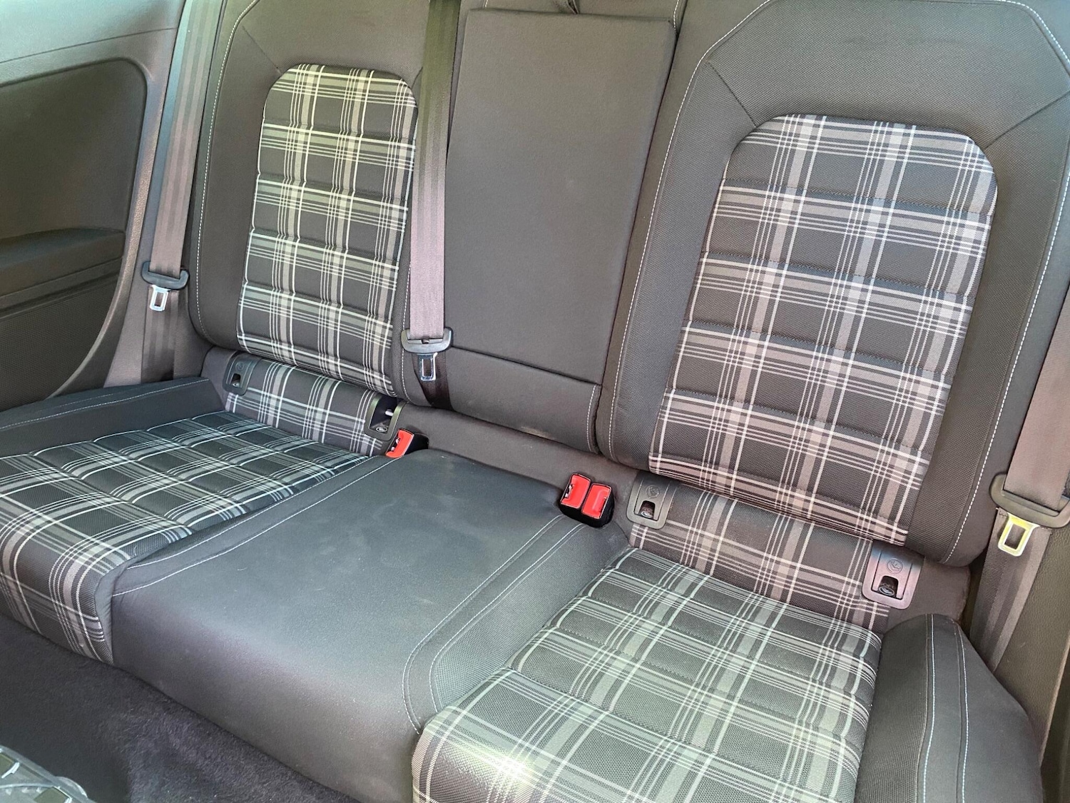 Used Volkswagen Golf 2014 for sale - 77049845: Photo 8