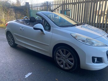 Used Peugeot 207 CC 2011 for sale - 76976284: Photo