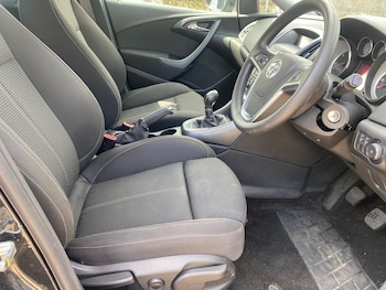 Used Vauxhall Astra 2016 for sale - 76807057: Photo