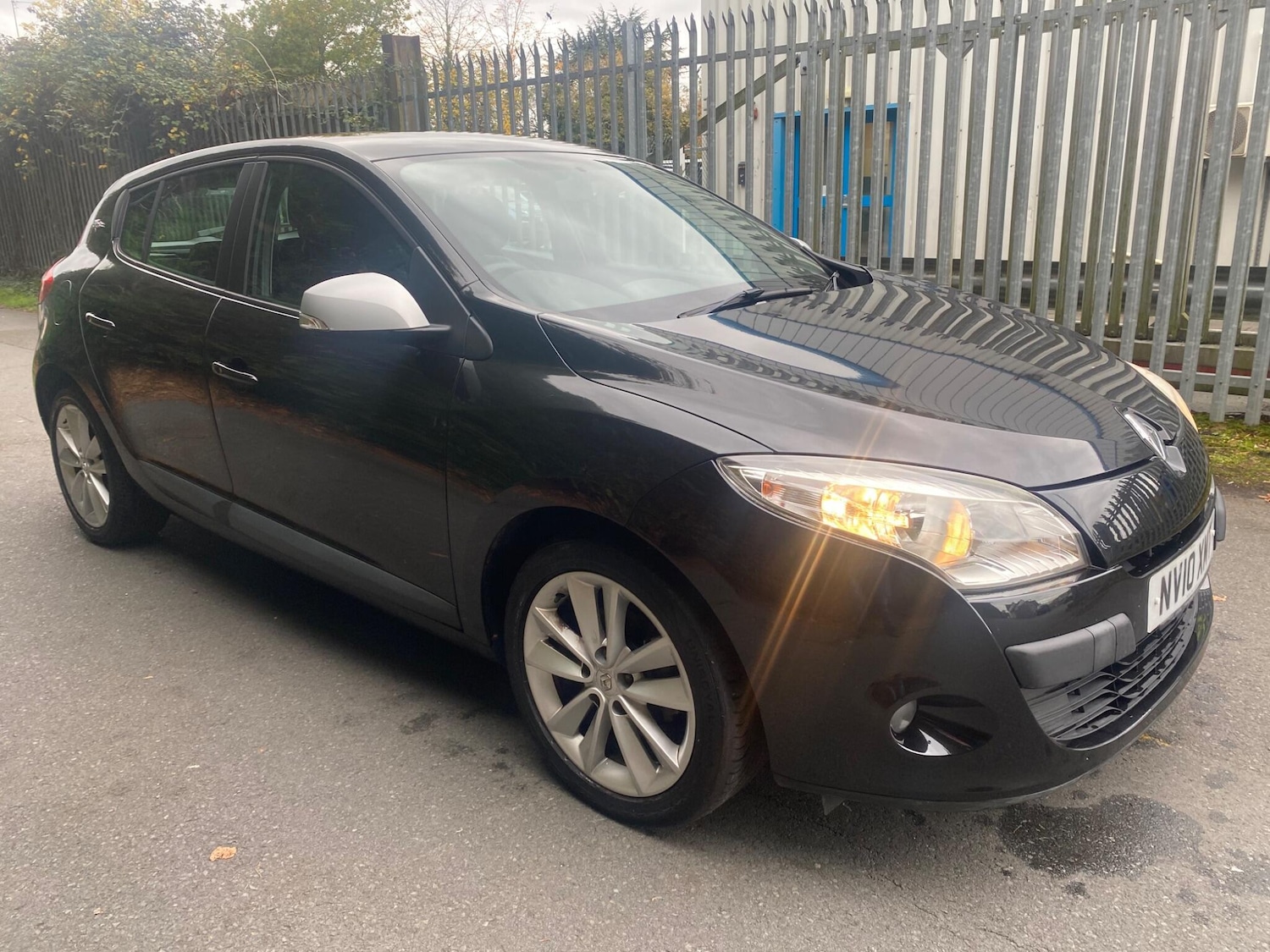 Used Renault Megane 2010 for sale - 76807063: Photo 1