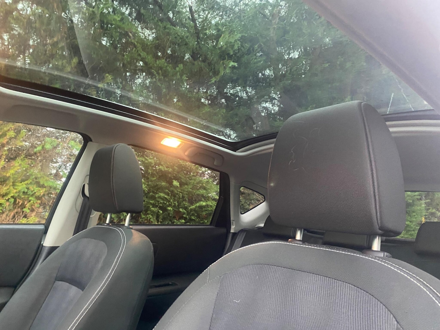 Used Nissan Qashqai 2011 for sale - 76964776: Photo 15