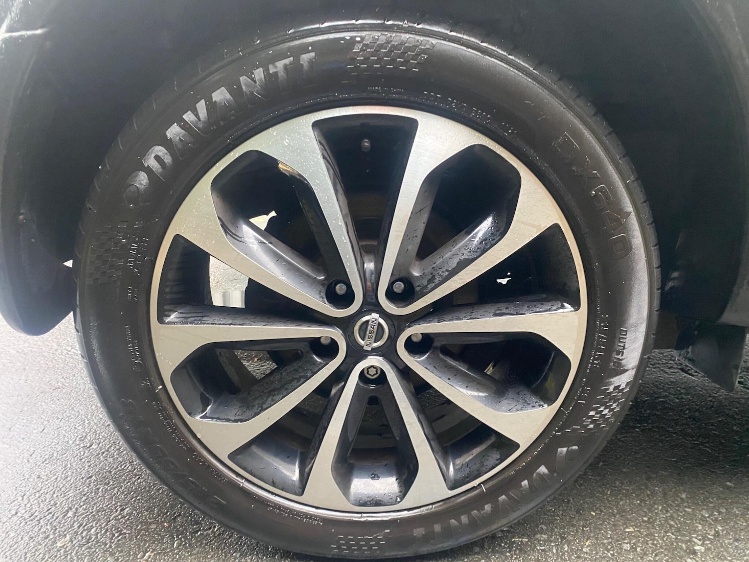 Used Nissan Qashqai 2011 for sale - 76964776: Photo 25