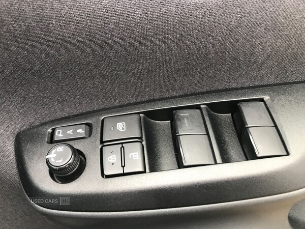 Used Toyota Yaris Cross 2024 for sale - 77672221: Photo 25