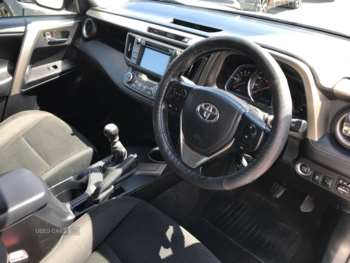 Used Toyota RAV4 2015 for sale - 74619197: Photo
