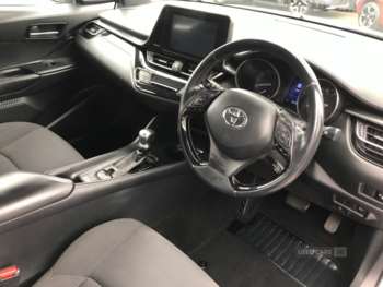 Used Toyota C-HR 2018 for sale - 75450463: Photo