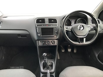 Used Volkswagen Polo 2017 for sale - 78020847: Photo