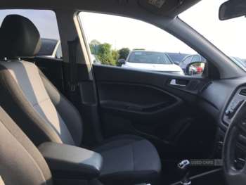 Used Hyundai i20 2020 for sale - 74547274: Photo