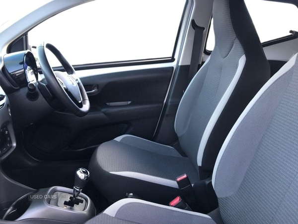 Used Toyota AYGO 2021 for sale - 76378298: Photo 6