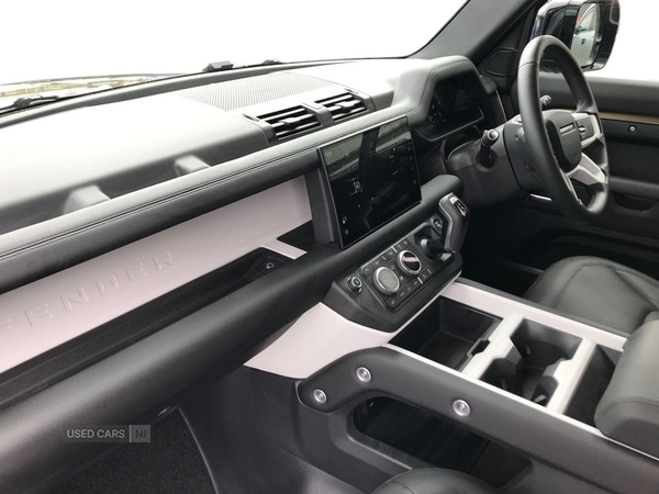 Used Land Rover Defender 2025 for sale - 78205749: Photo 5