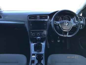 Used Volkswagen Golf 2019 for sale - 78101688: Photo