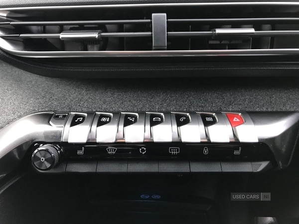 Used Peugeot 3008 2018 for sale - 76646810: Photo 16