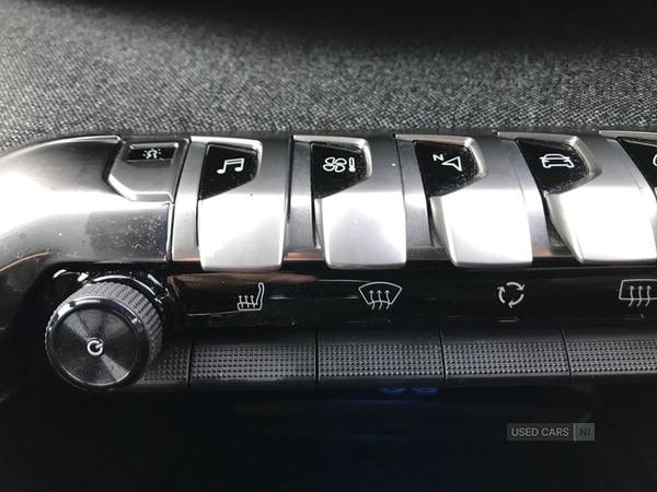 Used Peugeot 3008 2018 for sale - 76646810: Photo 19