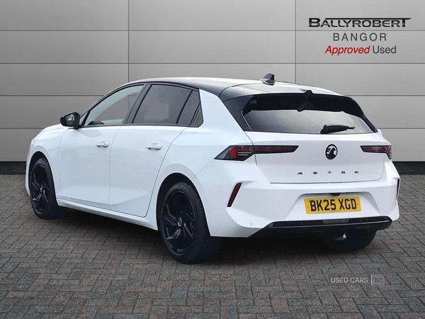 Used Vauxhall Astra 2025 for sale - 76597599: Photo 2