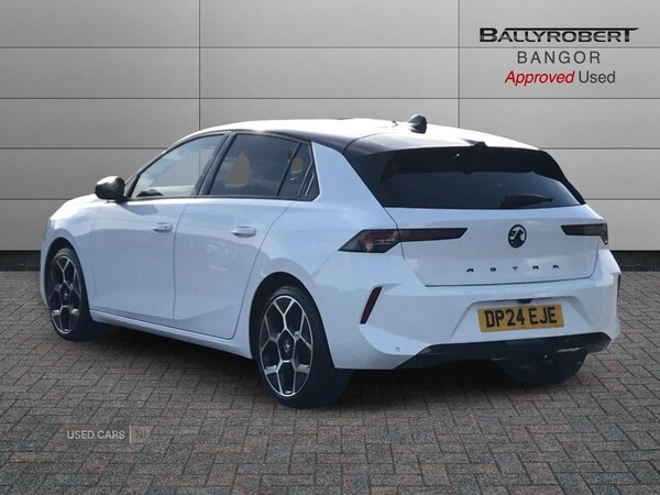 Used Vauxhall Astra 2024 for sale - 76228335: Photo 2