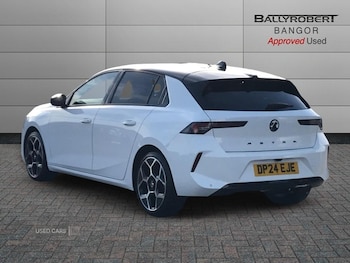 Used Vauxhall Astra 2024 for sale - 76228335: Photo 2