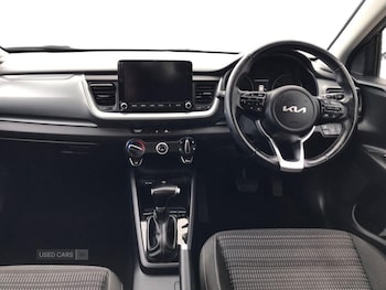 Used Kia Stonic 2023 for sale - 77971000: Photo