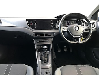 Used Volkswagen Polo 2018 for sale - 77082274: Photo