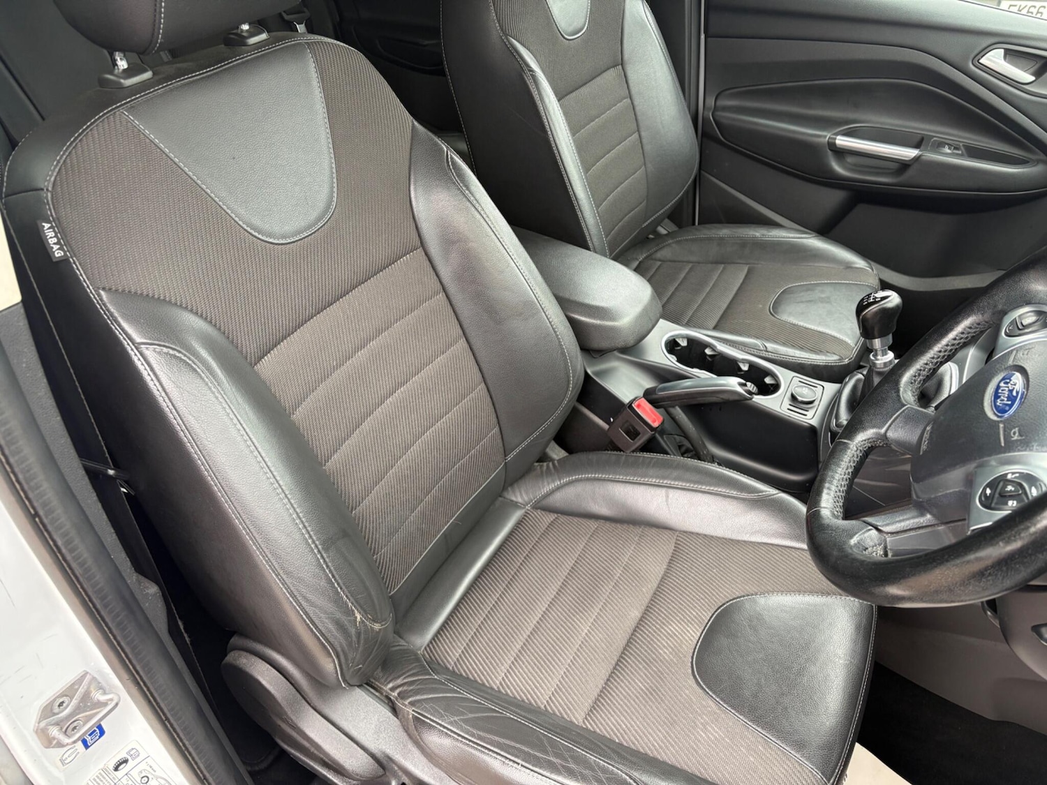 Used Ford Kuga 2015 for sale - 77498234: Photo 10