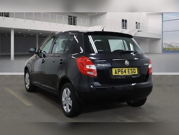 Used Skoda Fabia 2015 for sale - 76572058: Photo