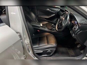 Used Mercedes-Benz A-Class 2015 for sale - 77498228: Photo