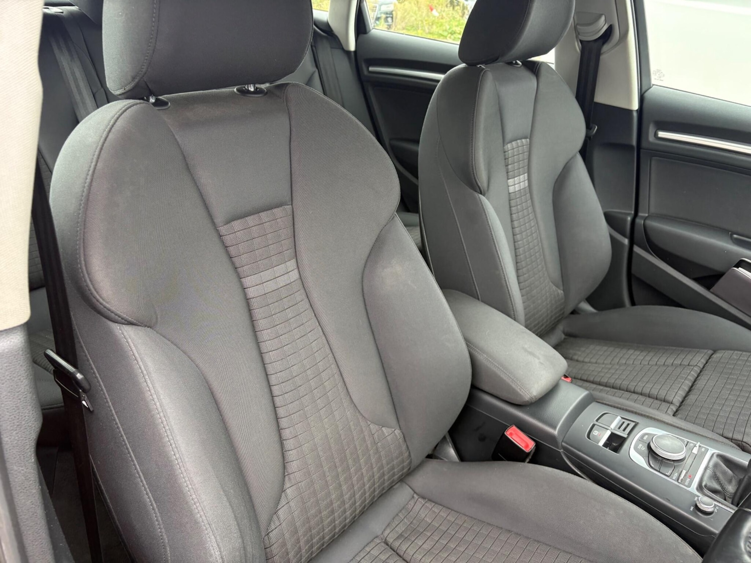 Used Audi A3 2014 for sale - 76572153: Photo 6