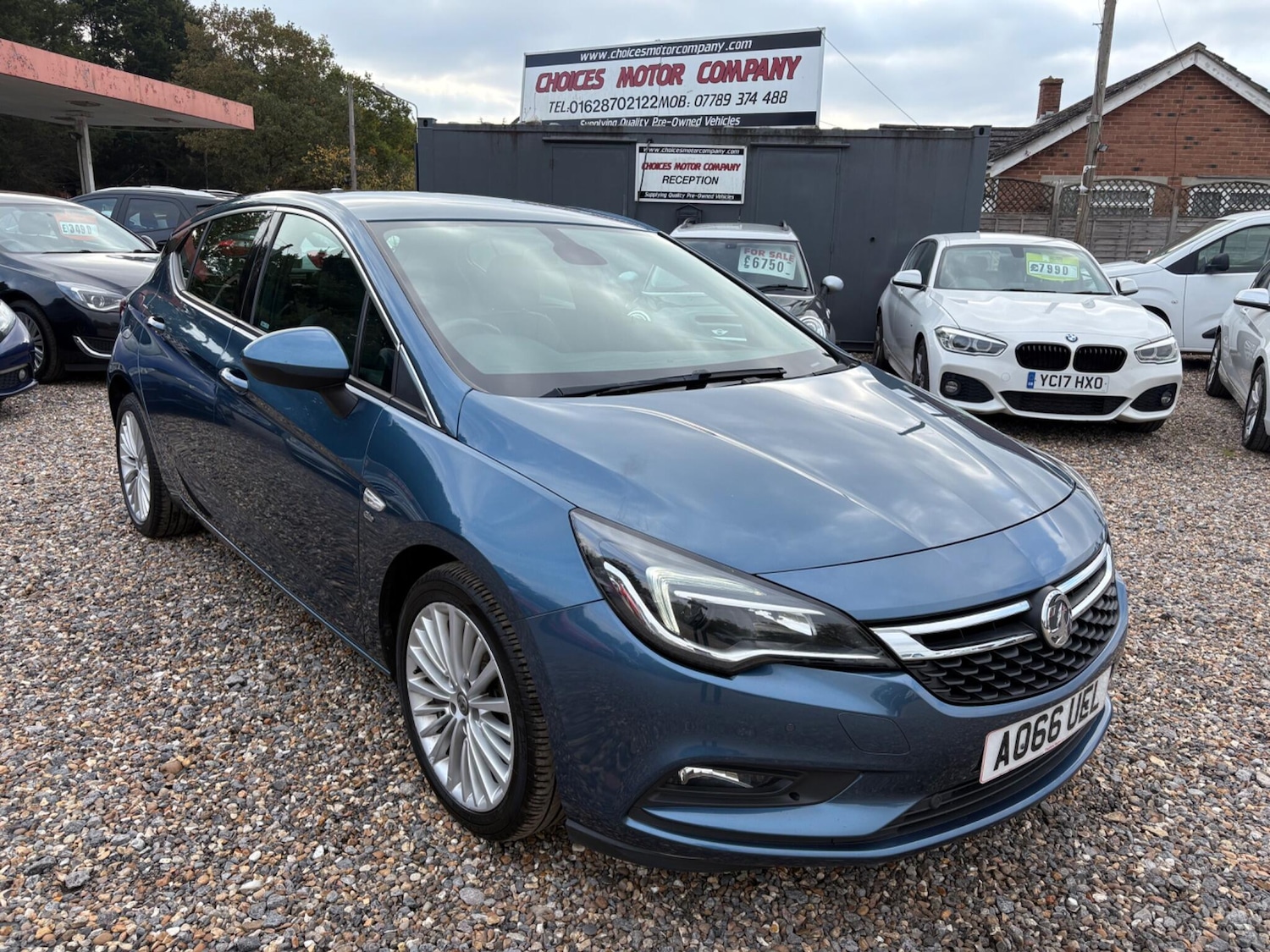 Used Vauxhall Astra for sale - 76573633: Photo 1