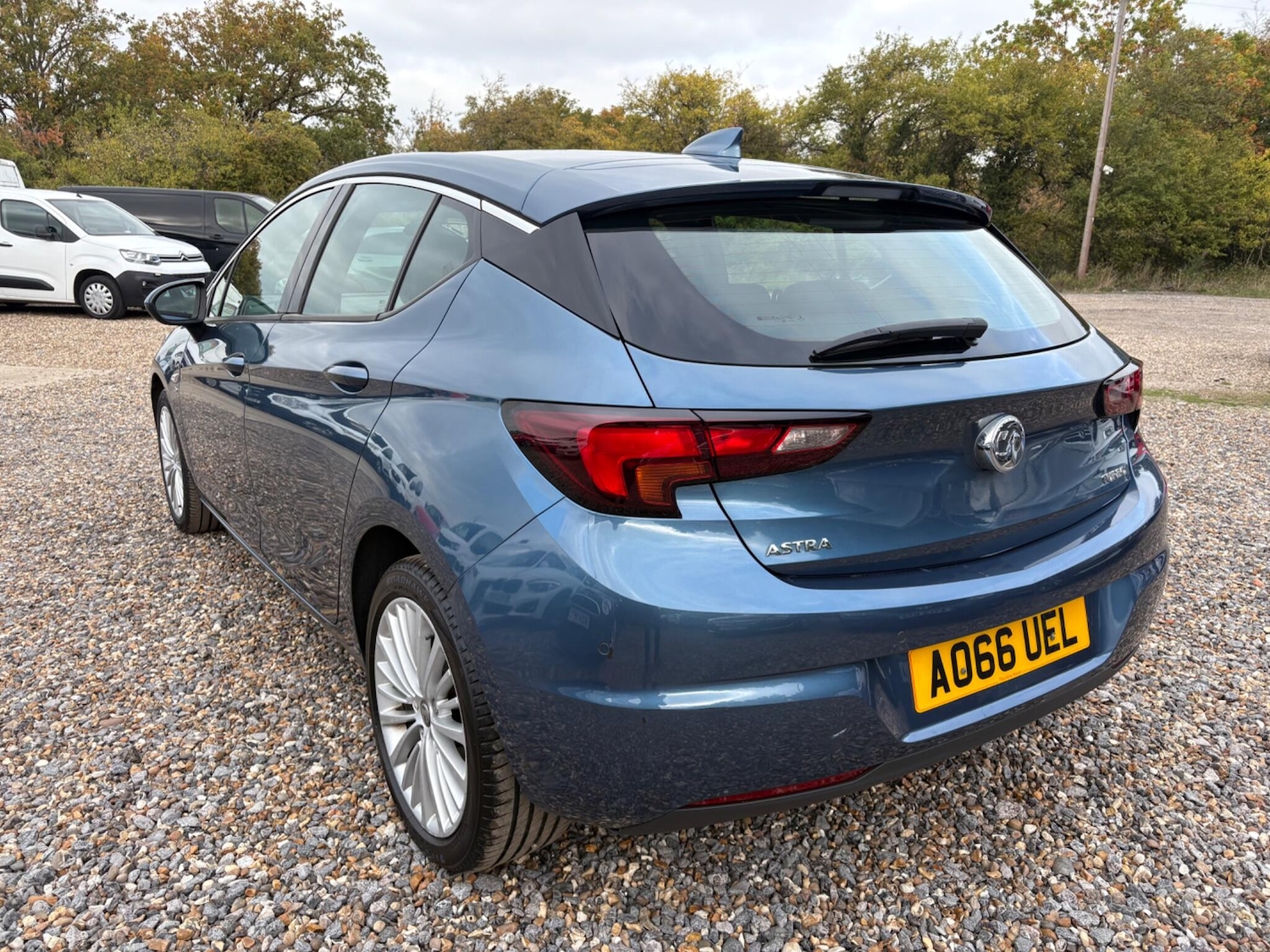 Used Vauxhall Astra for sale - 76573633: Photo 7