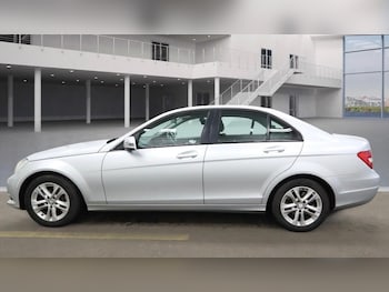 Used Mercedes-Benz C Class 2014 for sale - 77824237: Photo