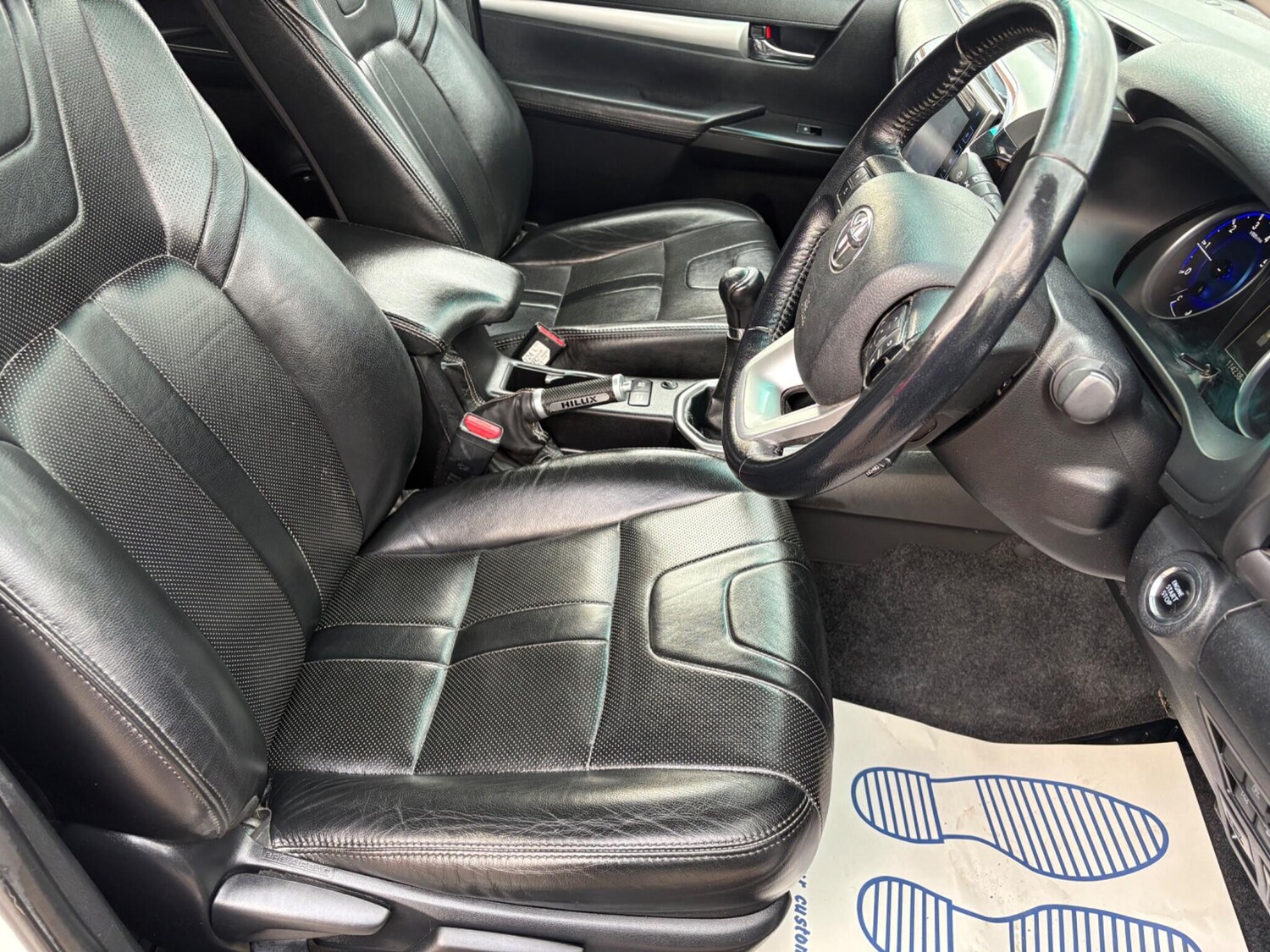 Used Toyota Hilux 2018 for sale - 76572248: Photo 11