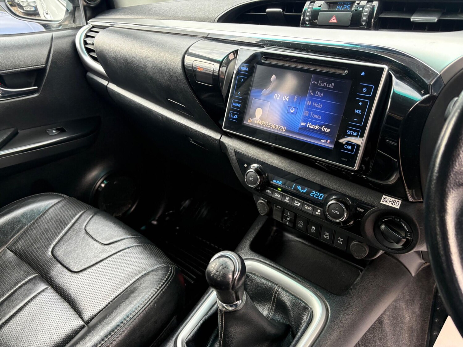 Used Toyota Hilux 2018 for sale - 76572248: Photo 16