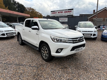 Used Toyota Hilux 2018 for sale - 76572248: Photo