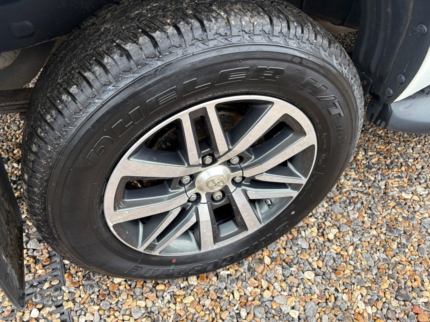 Used Toyota Hilux 2018 for sale - 76572248: Photo 31