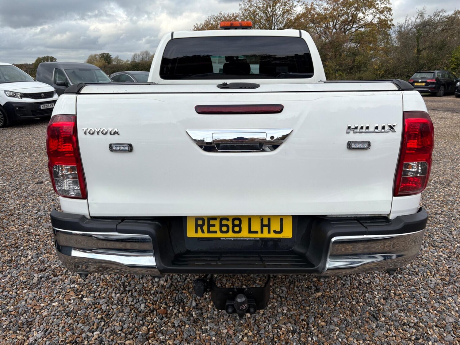 Used Toyota Hilux 2018 for sale - 76572248: Photo 6