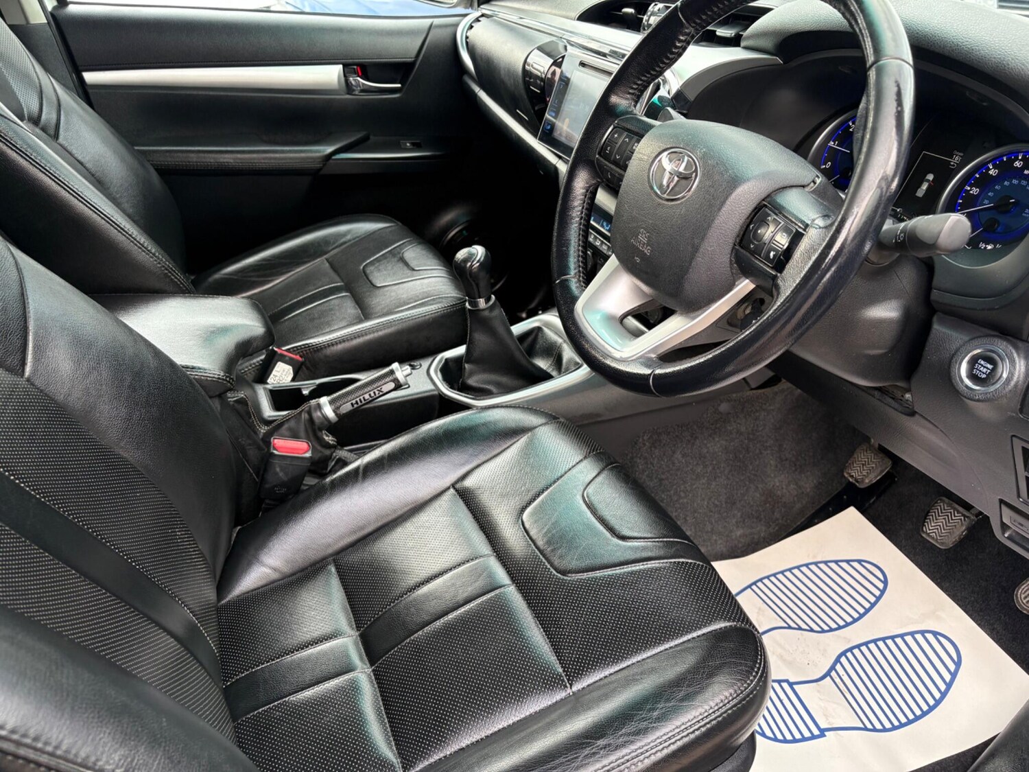 Used Toyota Hilux 2018 for sale - 76572248: Photo 9